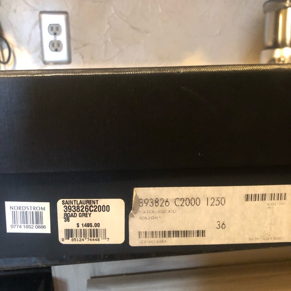 Saint Laurent suede over the knee boots - Picture 6 of 6